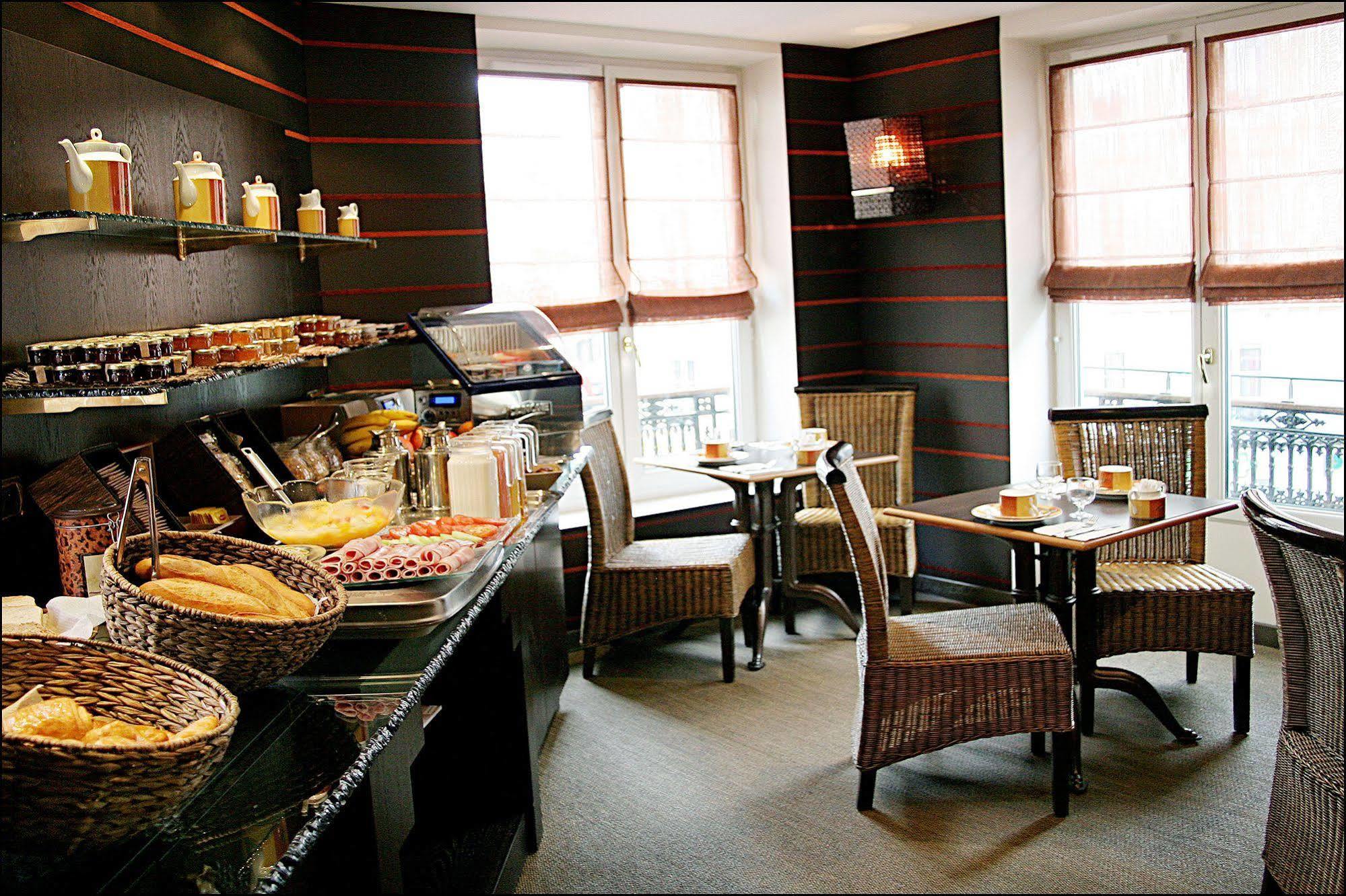 Pavillon Opera Bourse Hotel Paris Restaurant photo